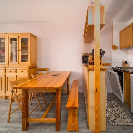 Apartment In With Pool Allos